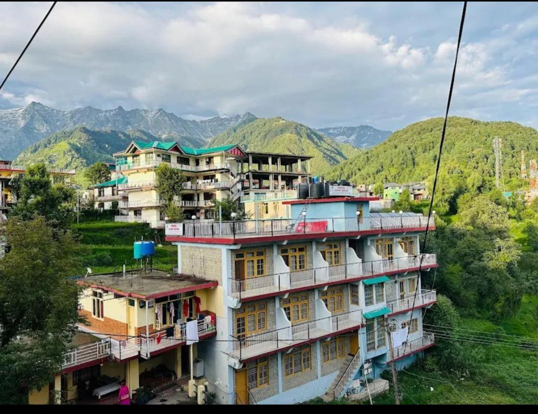 Mcleodganj Diaries Guest House ダラムシャーラー エクステリア 写真