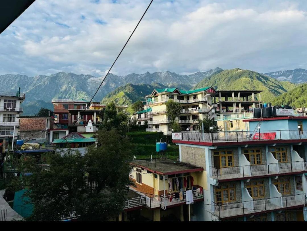 Mcleodganj Diaries Guest House ダラムシャーラー エクステリア 写真