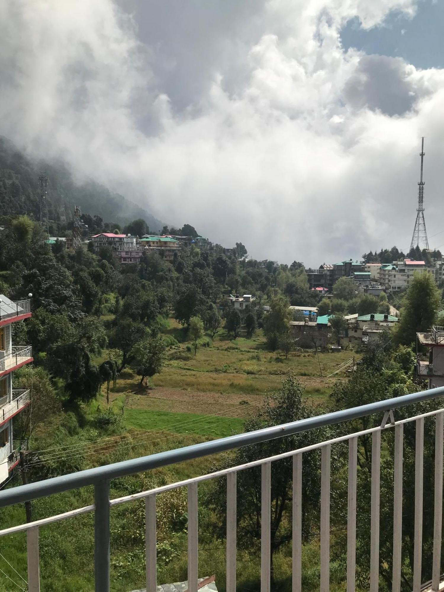 Mcleodganj Diaries Guest House ダラムシャーラー エクステリア 写真
