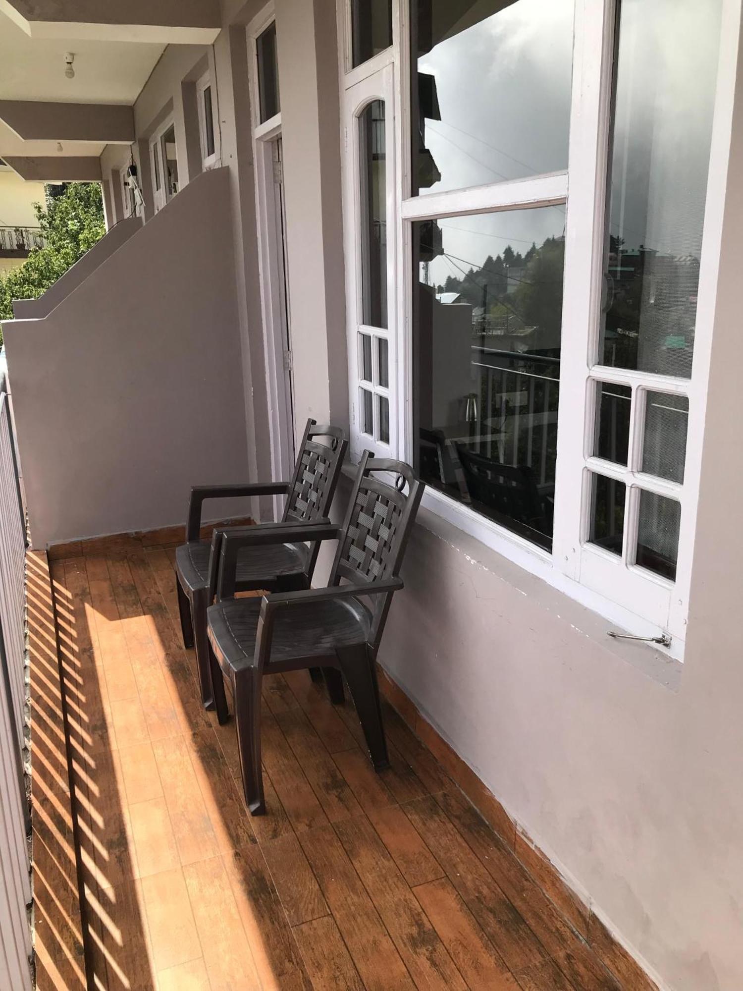 Mcleodganj Diaries Guest House ダラムシャーラー エクステリア 写真