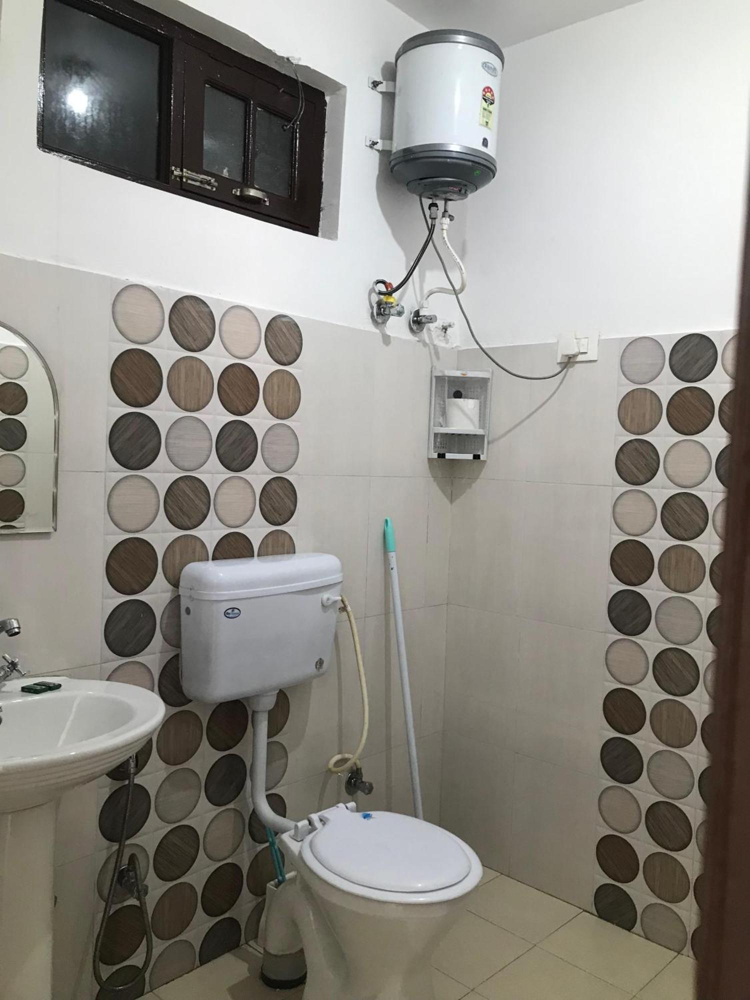 Mcleodganj Diaries Guest House ダラムシャーラー エクステリア 写真