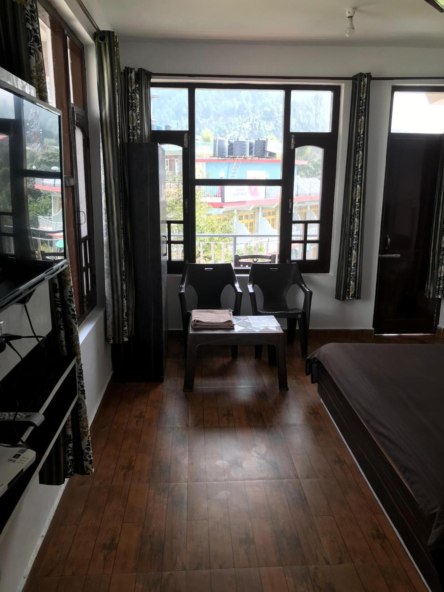 Mcleodganj Diaries Guest House ダラムシャーラー エクステリア 写真