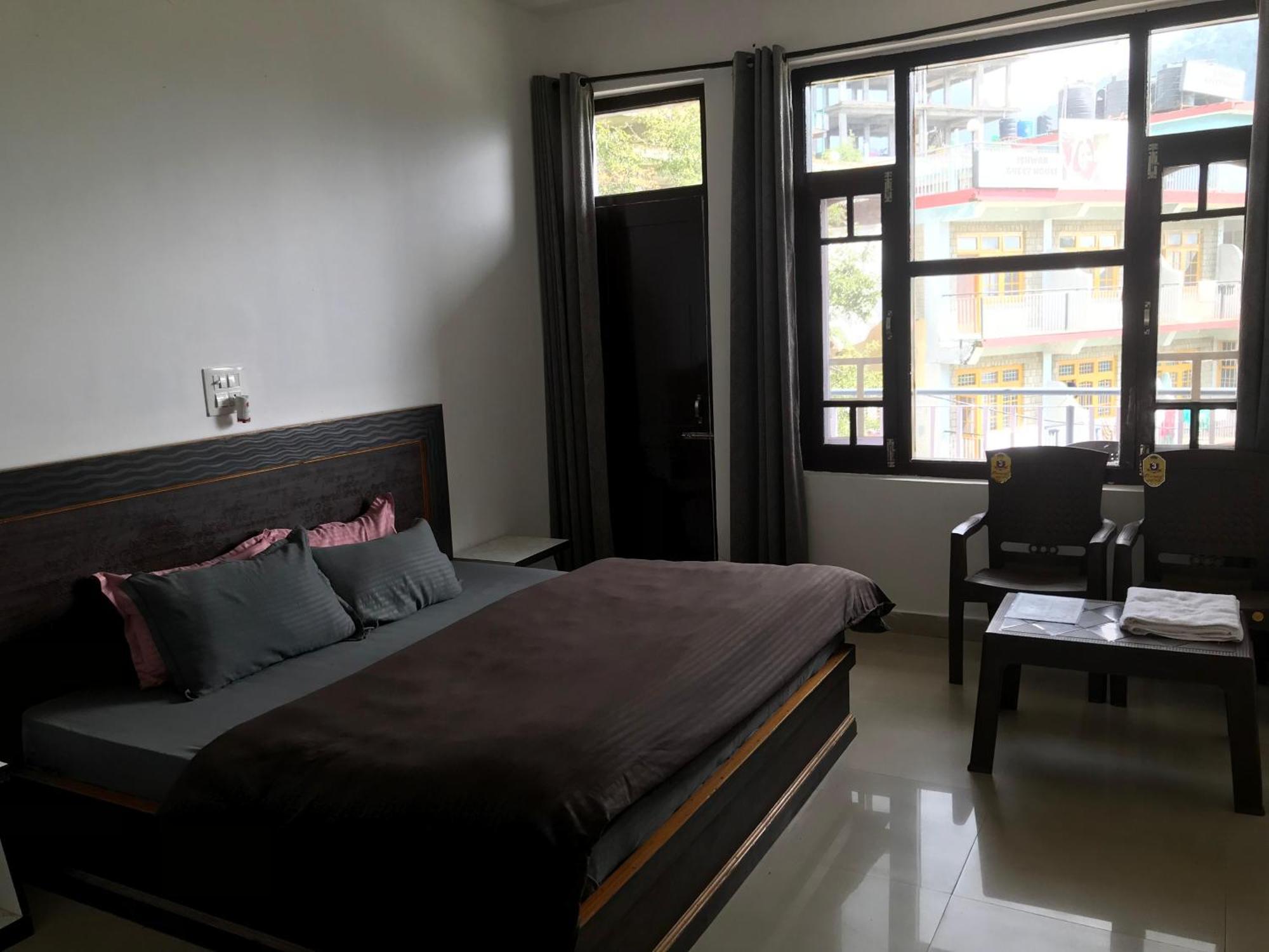 Mcleodganj Diaries Guest House ダラムシャーラー エクステリア 写真